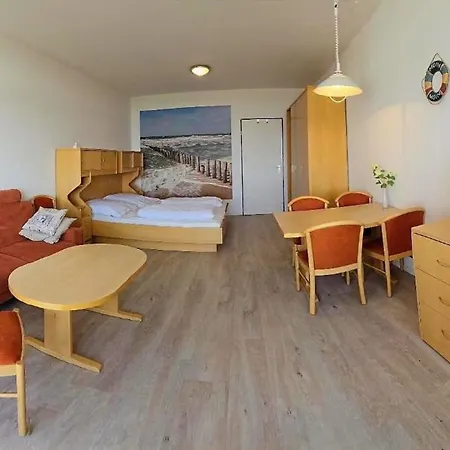 Buhne 6 Mit Meerblick Апартаменты *